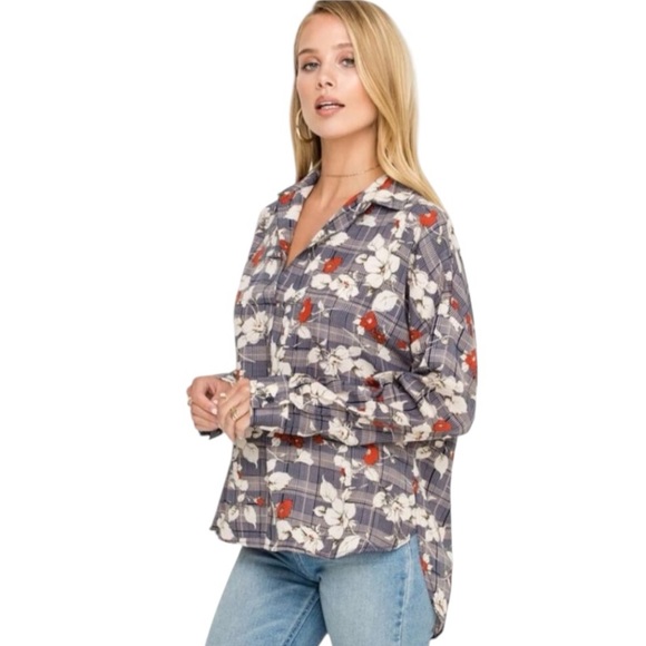 🆕 Lush - Plaid and Floral Long Sleeve Blouse - Picture 7 of 9